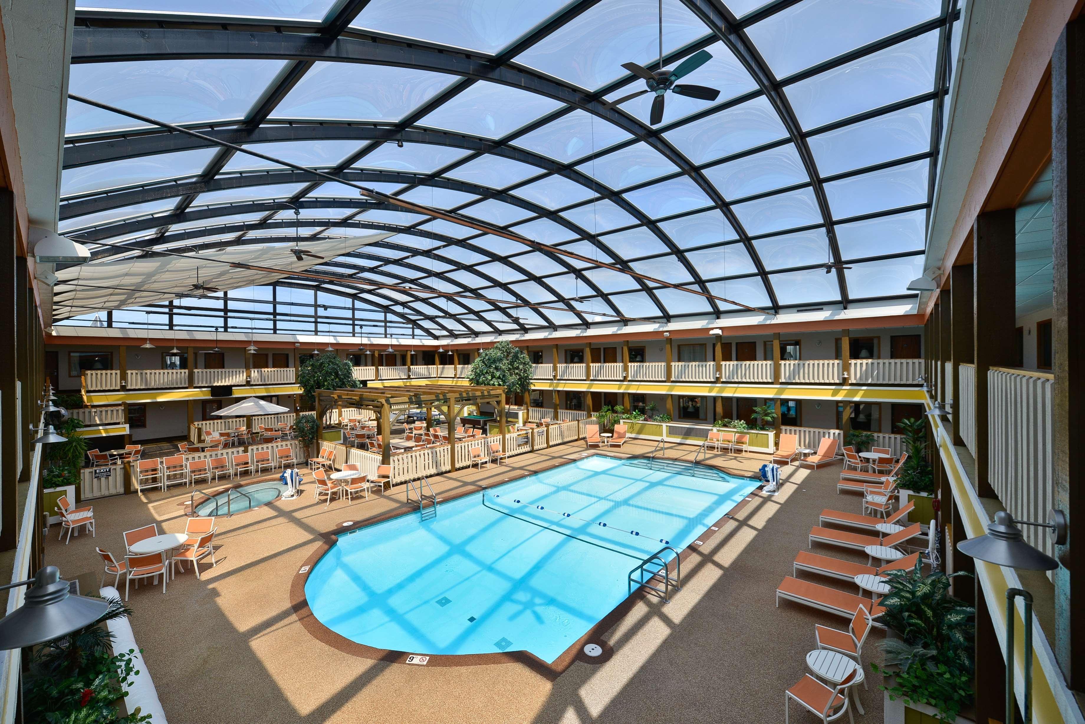 Best Western Plus Dubuque Hotel And Conference Center Εξωτερικό φωτογραφία