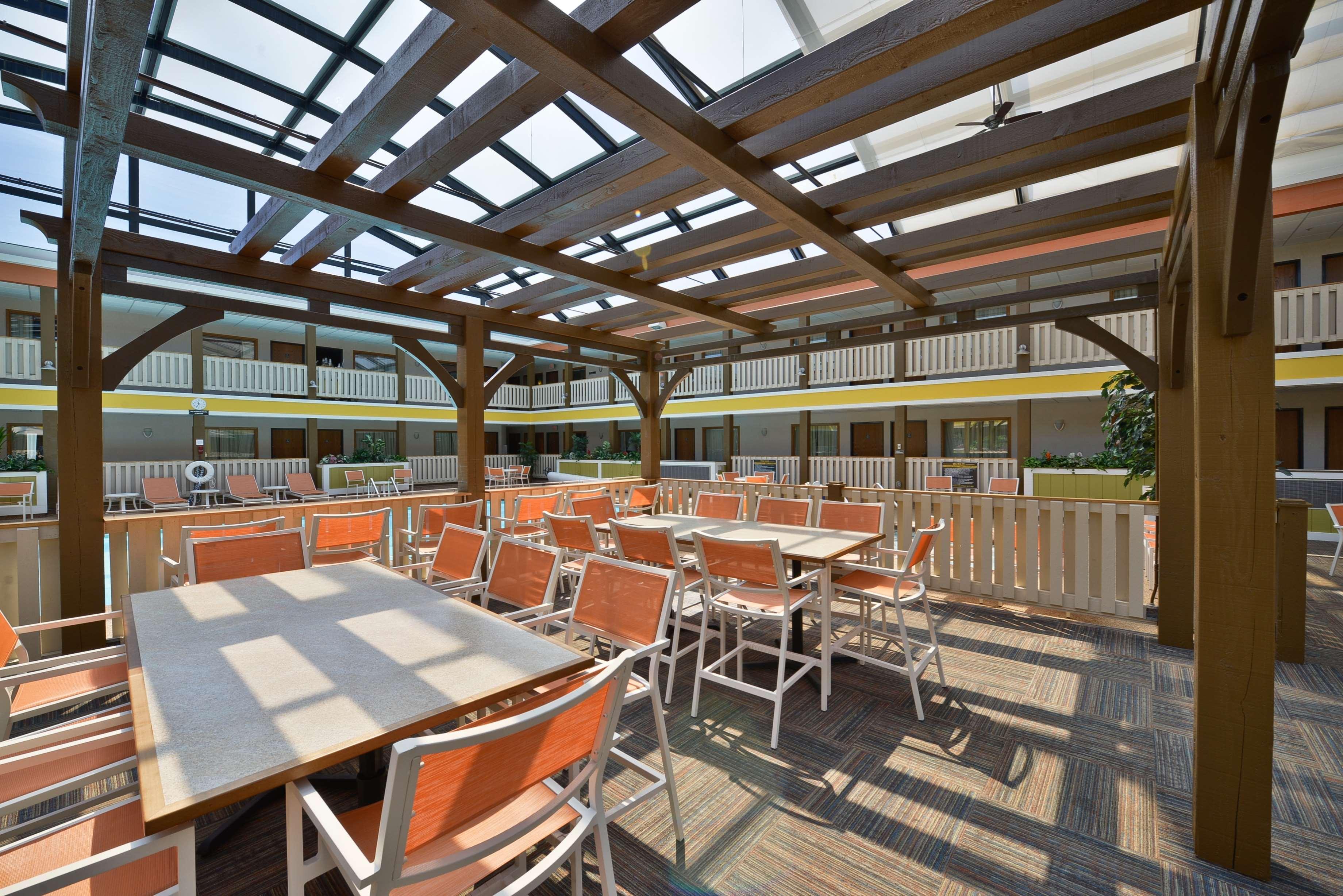 Best Western Plus Dubuque Hotel And Conference Center Εξωτερικό φωτογραφία