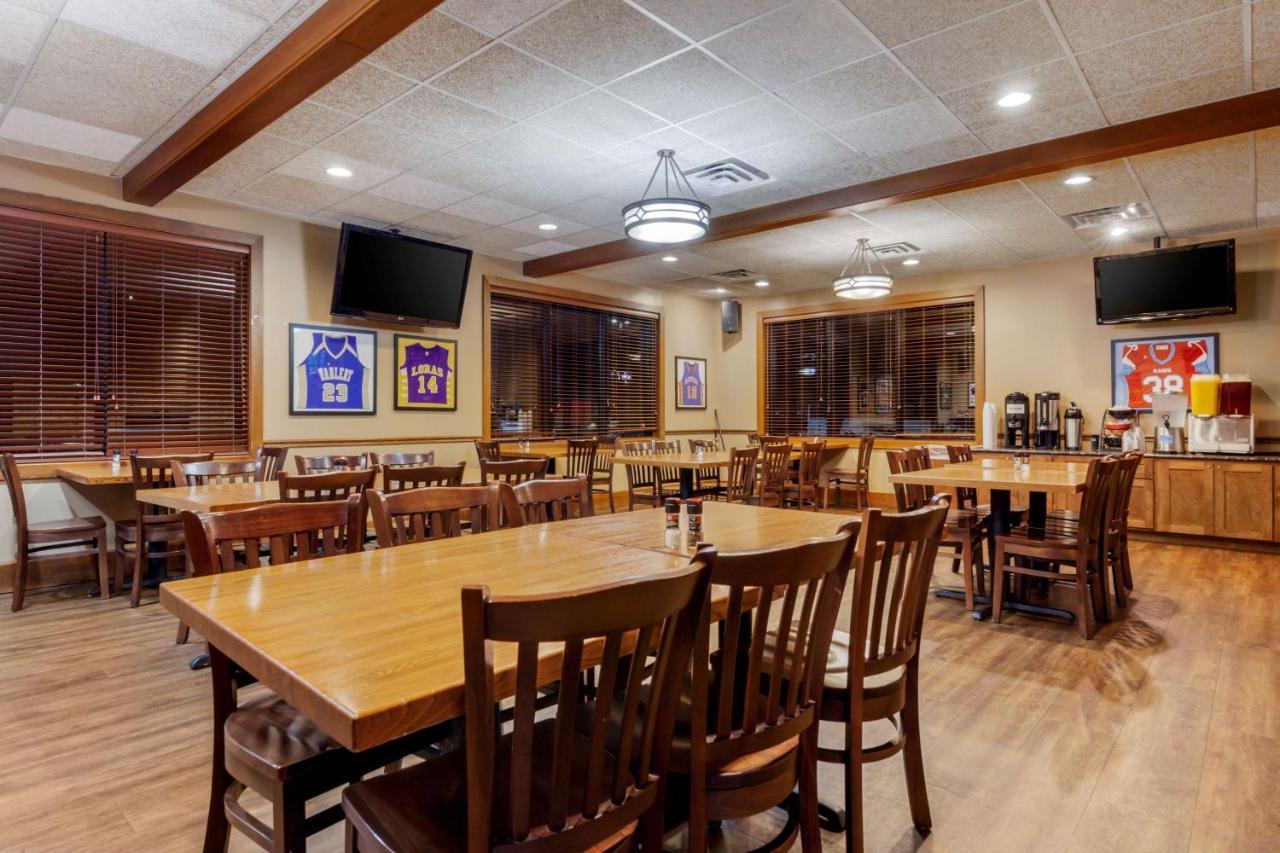 Best Western Plus Dubuque Hotel And Conference Center Εξωτερικό φωτογραφία