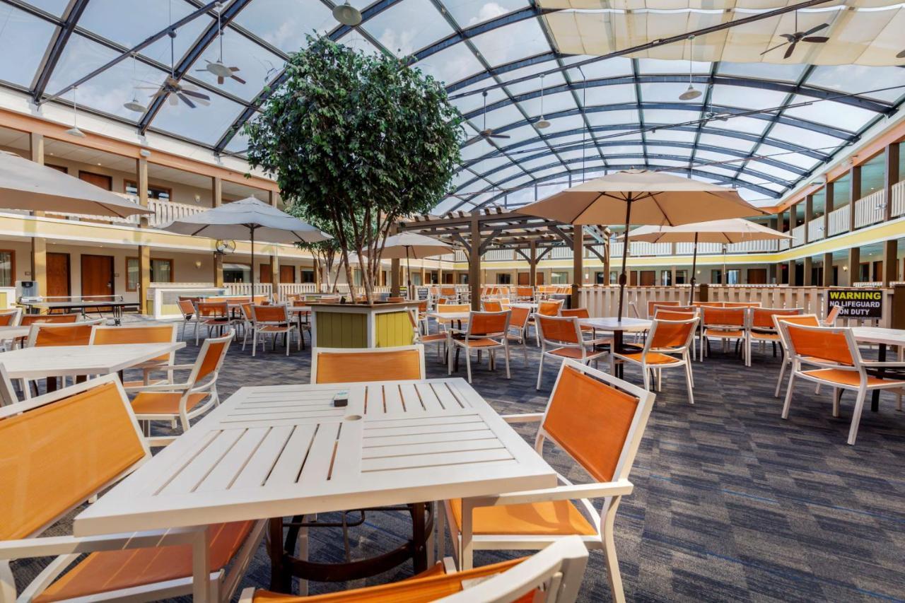 Best Western Plus Dubuque Hotel And Conference Center Εξωτερικό φωτογραφία