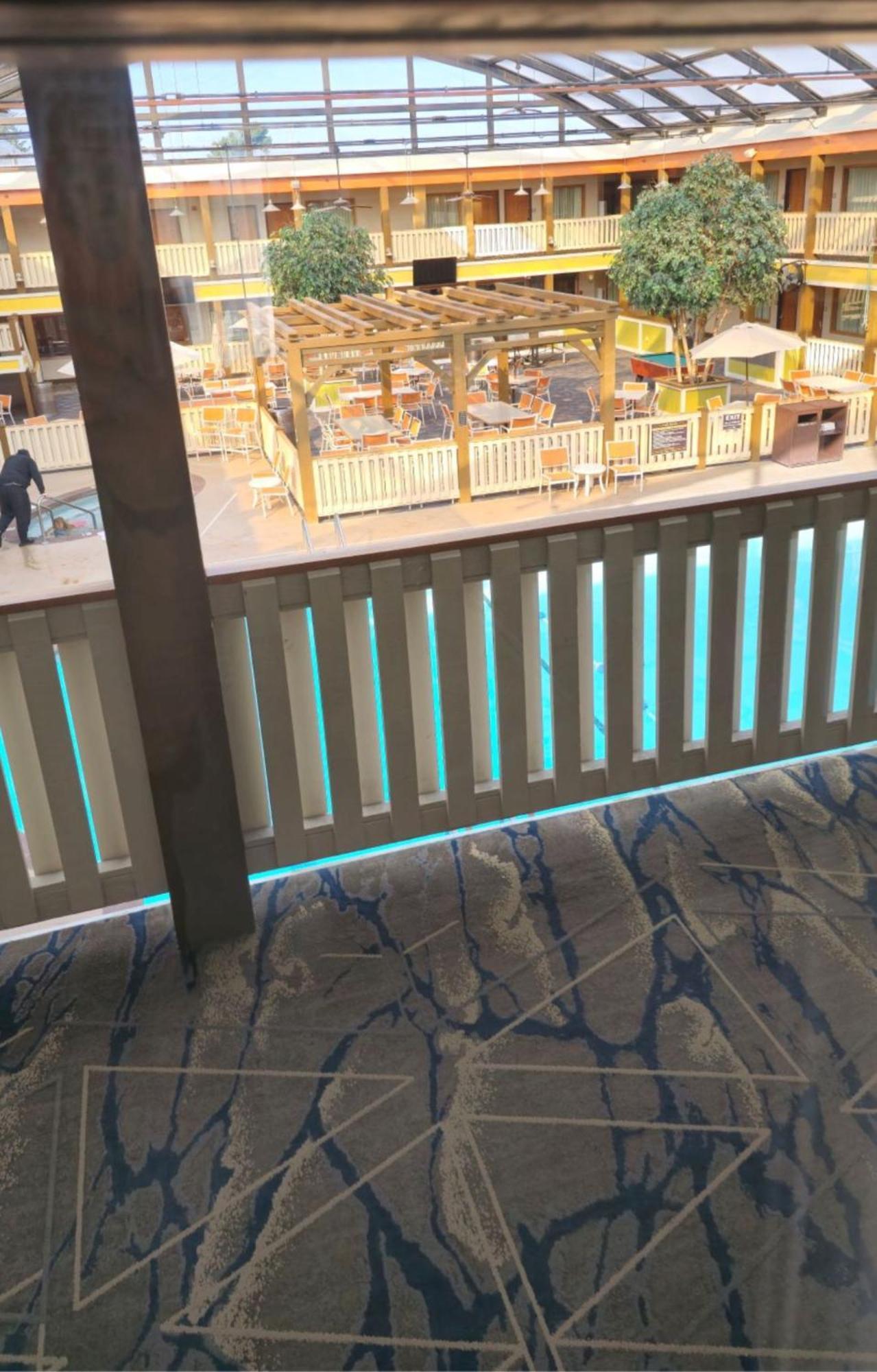 Best Western Plus Dubuque Hotel And Conference Center Εξωτερικό φωτογραφία