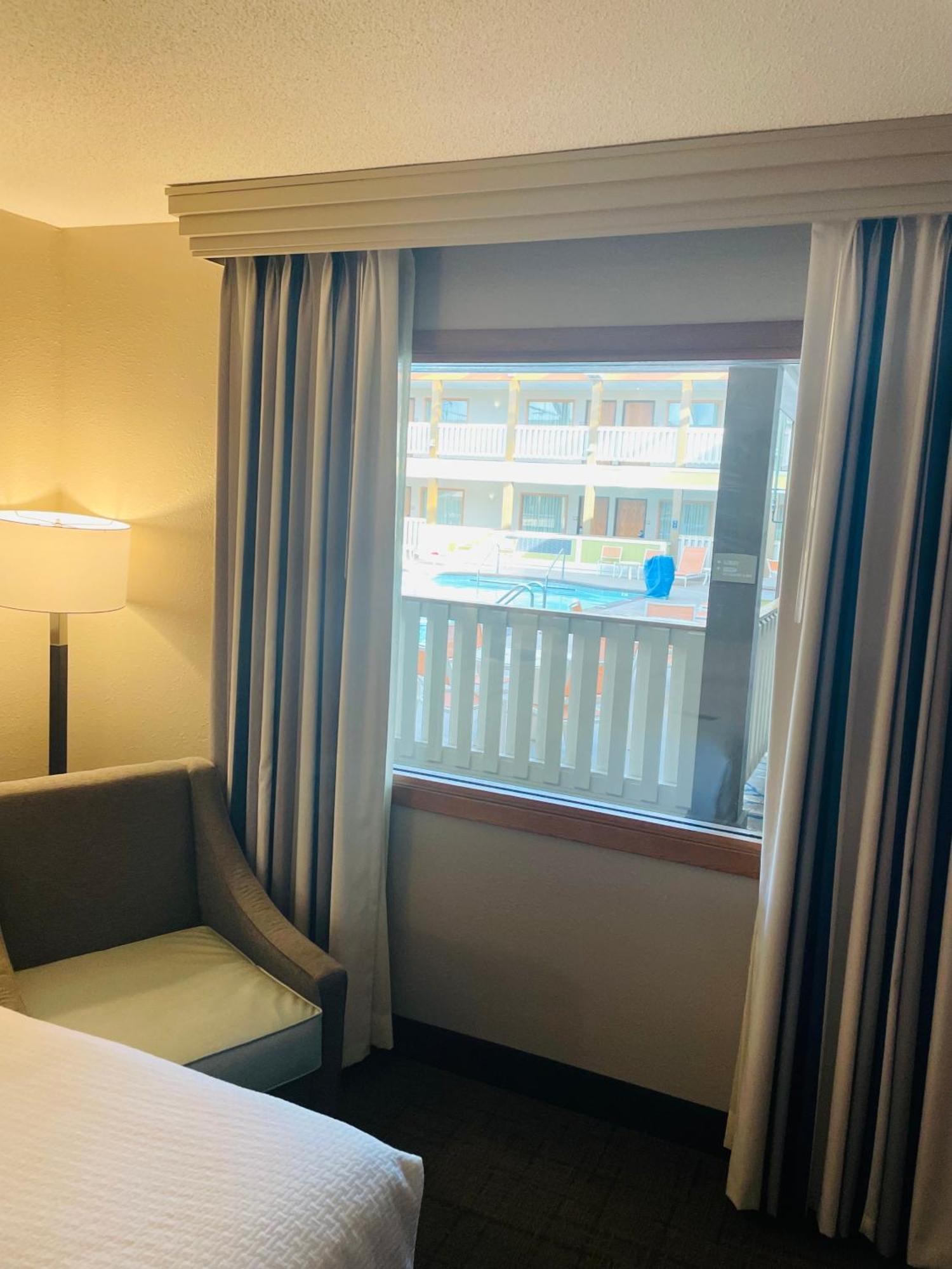 Best Western Plus Dubuque Hotel And Conference Center Εξωτερικό φωτογραφία